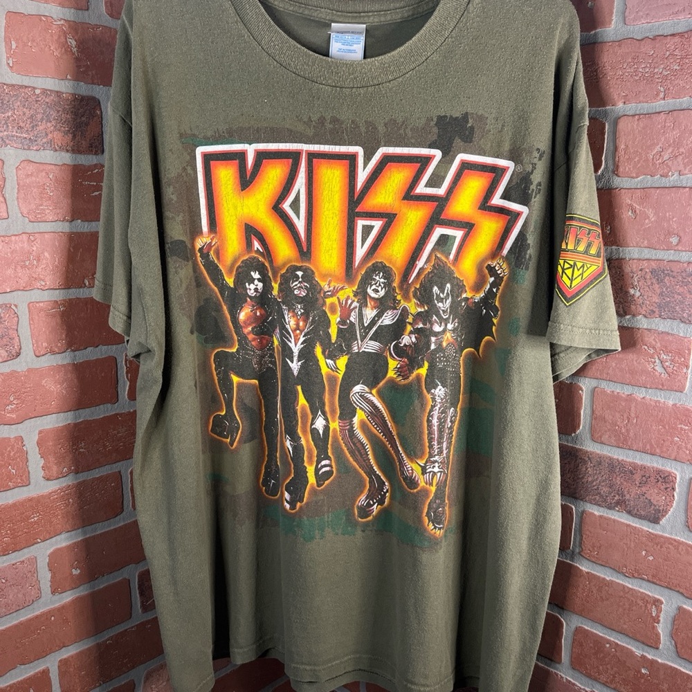Vintage KISS band tee